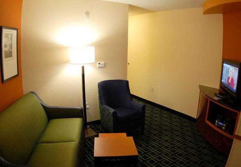 Fairfield Inn & Suites By Marriott Mobile Daphne/Eastern Shore Spanish Fort Dalaman gambar